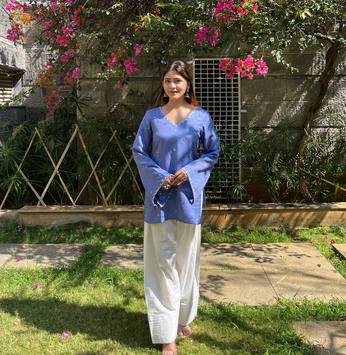 Geet Hand Embroidered Farshi Set